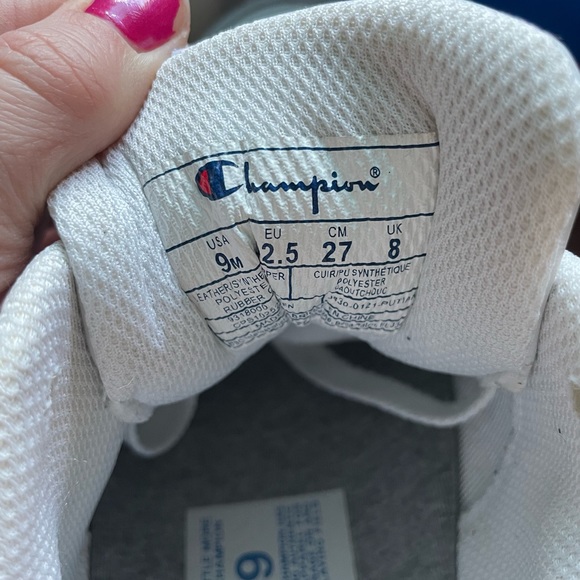 Men’s Champion shoes - Picture 6 of 6